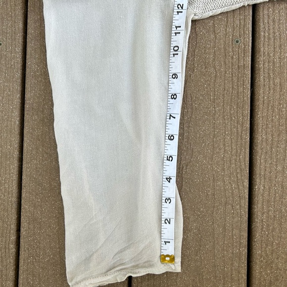 74.Women’s Italian BeigeTop
Size:M Petite - Picture 12 of 16